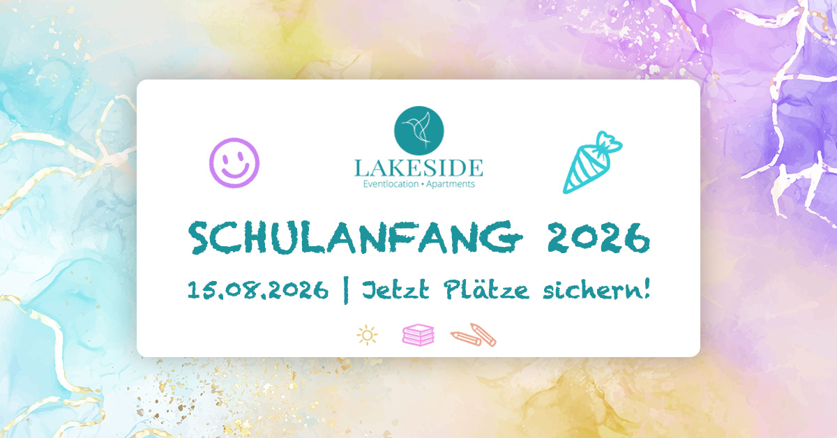 Schriftzug "Schulanfang 2026 - 16.08.2026 | Jetzt Plätze sichern!" auf farbigem Hintergrund mit schultypischen Icons.